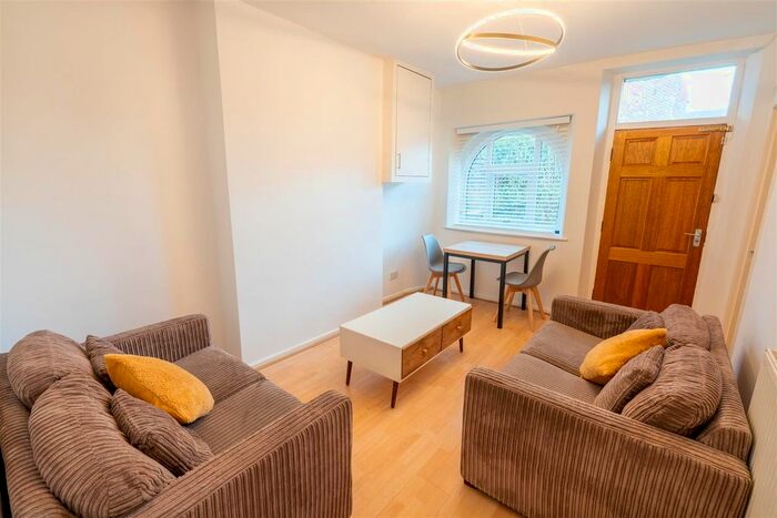 1 Bedroom Flat To Rent In A Bower Road, Crookesmoor, Sheffield, S10