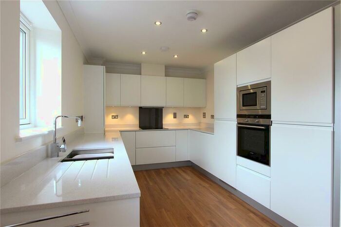 2 Bedroom Apartment To Rent In Burgess Croft, Saffron Walden, CB11