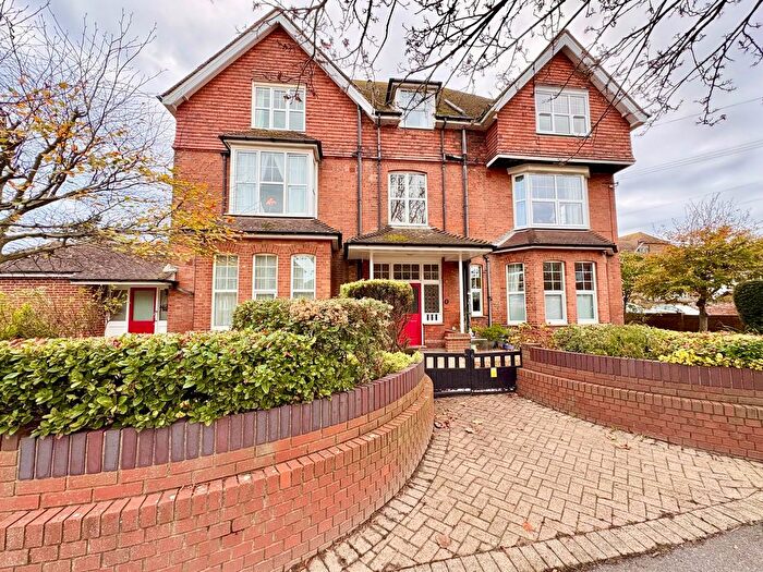 2 Bedroom Flat For Sale In Middlesex Road, Bexhill-On-Sea, TN40