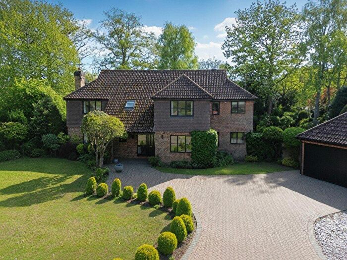 5 Bedroom Detached House For Sale In Gasden Drive, Witley, Godalming, Surrey, GU8