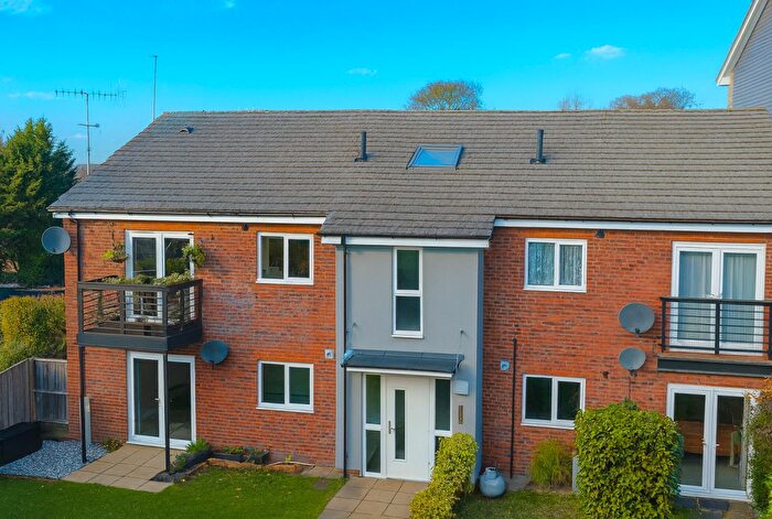 2 Bedroom Apartment For Sale In Gilroy Road, Hemel Hempstead, HP2