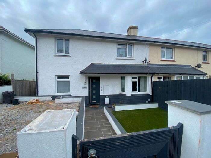 3 Bedroom Property To Rent In Hartley Road, Paignton, TQ4