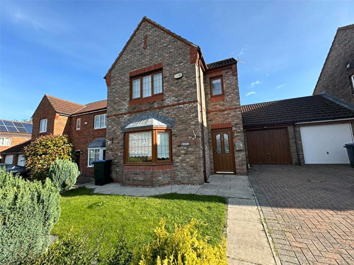 3 Bedroom Link Detached House For Sale In West Park, Shildon, DL4