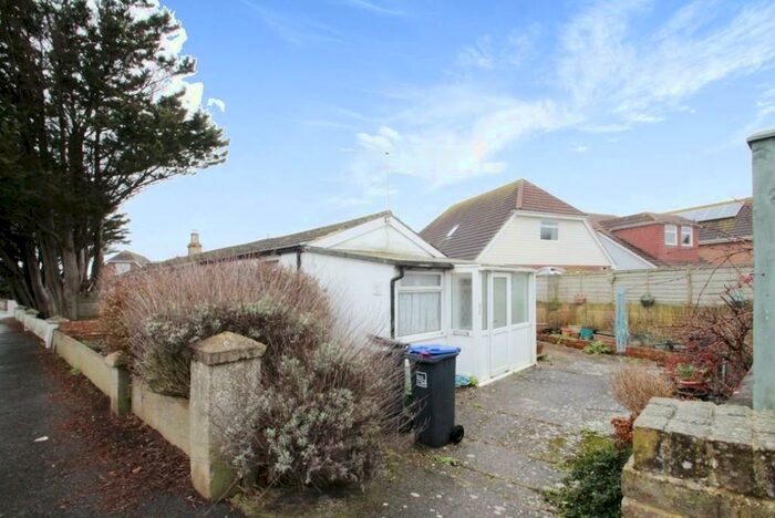 1 Bedroom Semi-Detached Bungalow To Rent In Shingle Road, Shoreham-by-Sea, BN43