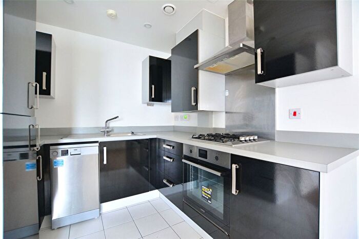 1 Bedroom Flat To Rent In William Court, Greenwich High Road, Greenwich, London, SE10