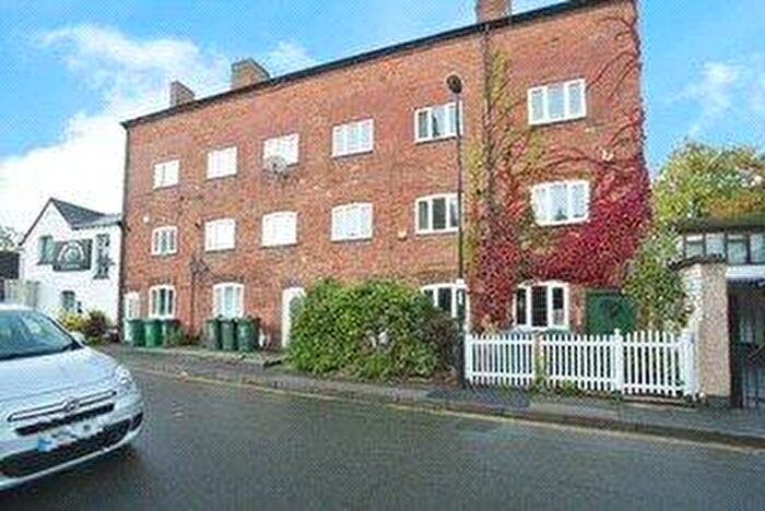 3 Bedroom Terraced House For Sale In Hurst Road, Longford, Coventry, CV6