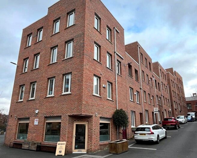 3 Bedroom Apartment For Sale In Kingfisher Place, Ouseburn, Newcastle Upon Tyne, NE6