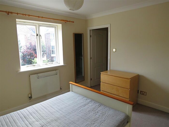 2 Bedroom Apartment To Rent In Waters Edge, Chester, CH1