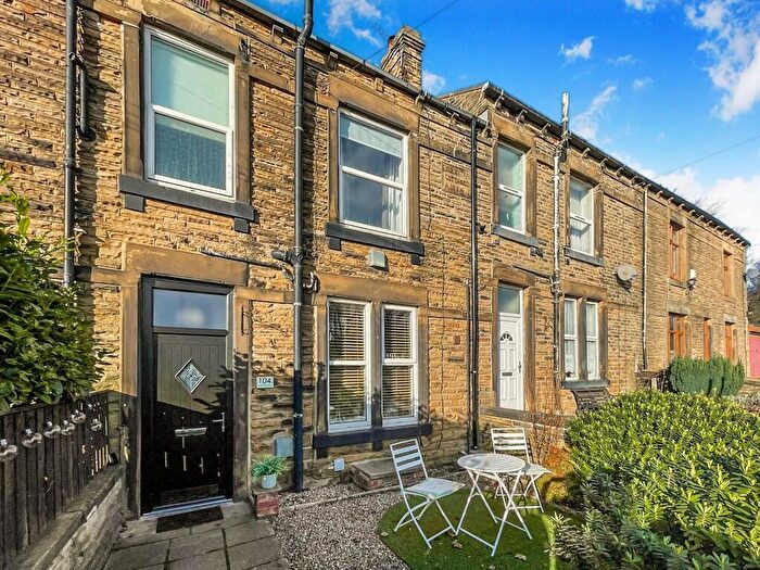 1 Bedroom Terraced House For Sale In Scotchman Lane, Morley, LS27