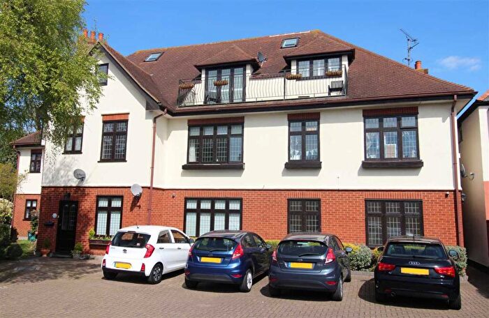 2 Bedroom Apartment To Rent In Leigh On Sea, SS9