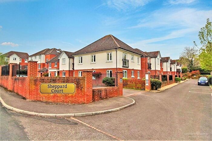 1 Bedroom Retirement Property For Sale In Chieveley Close, Tilehurst, Reading, RG31