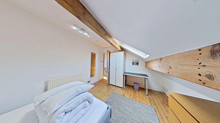 4 Bedroom Terraced House To Rent In Westover Road, Bramley, Leeds, LS13