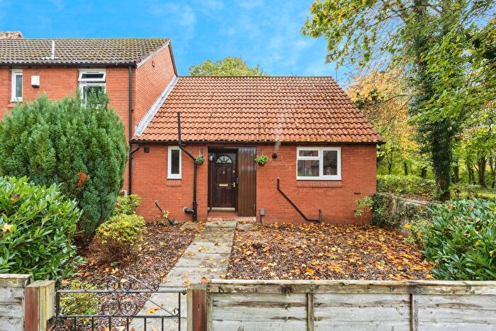 1 Bedroom Bungalow For Sale In Timmis Close, Fearnhead, Warrington, Cheshire, WA2