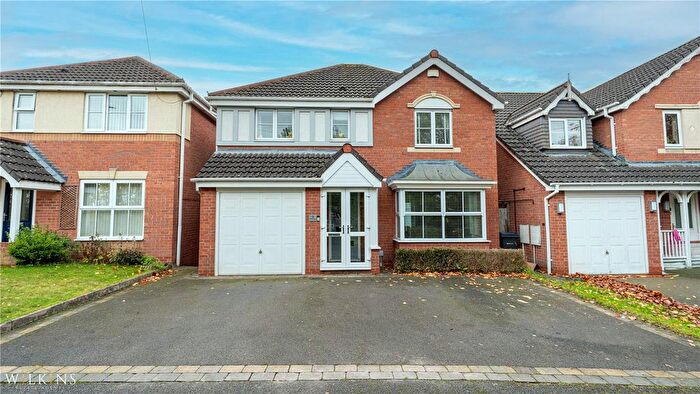 4 Bedroom Detached House For Sale In Wyndley Close, Sutton Coldfield, West Midlands, B74