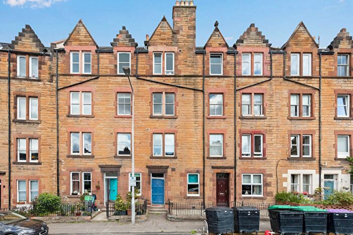 2 Bedroom Flat For Sale In / Temple Park Crescent, Polwarth, Edinburgh, EH11