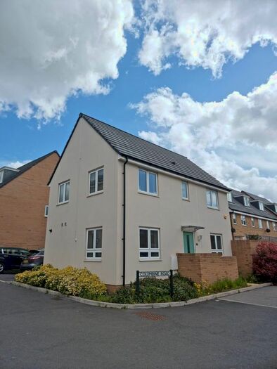 3 Bedroom Property To Rent In Columbine Road, Emersons Green, Bristol, BS16