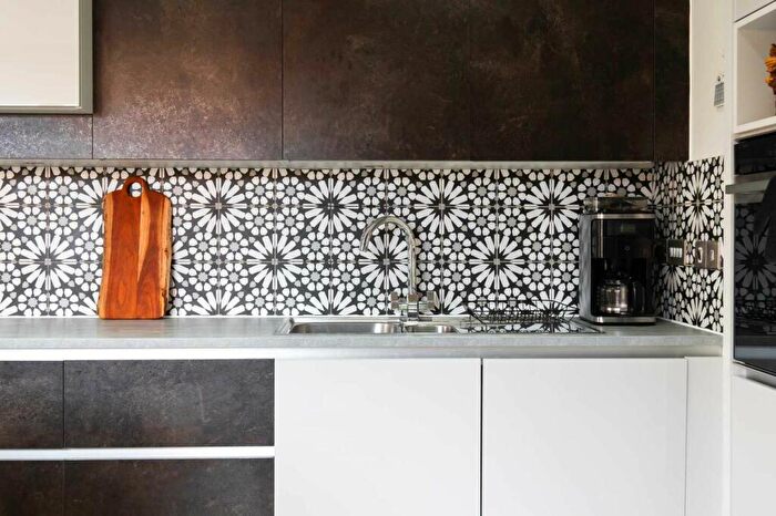 4 Bedroom Detached House For Sale In Steeplechase Way, Market Harborough, LE16