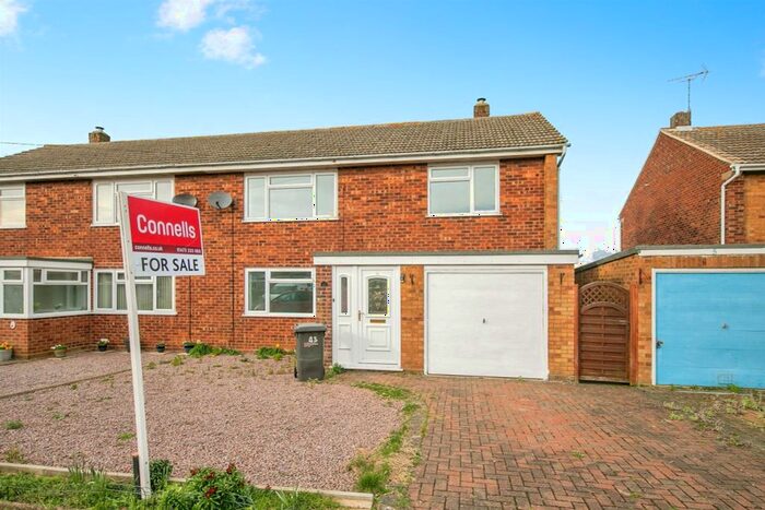 3 Bedroom End Of Terrace House For Sale In Orwell View Road, Shotley, Ipswich, IP9