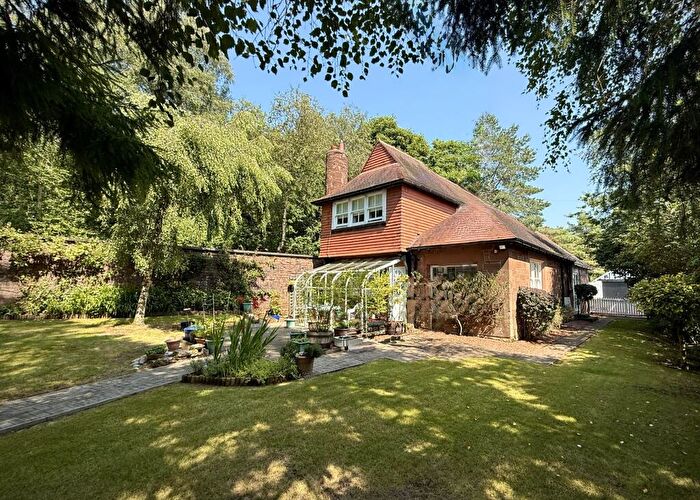 4 Bedroom Detached House For Sale In Upper Colquhoun Street, Helensburgh, G84