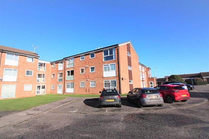 2 Bedroom Apartment To Rent In Crocus Way, Chelmsford, CM1