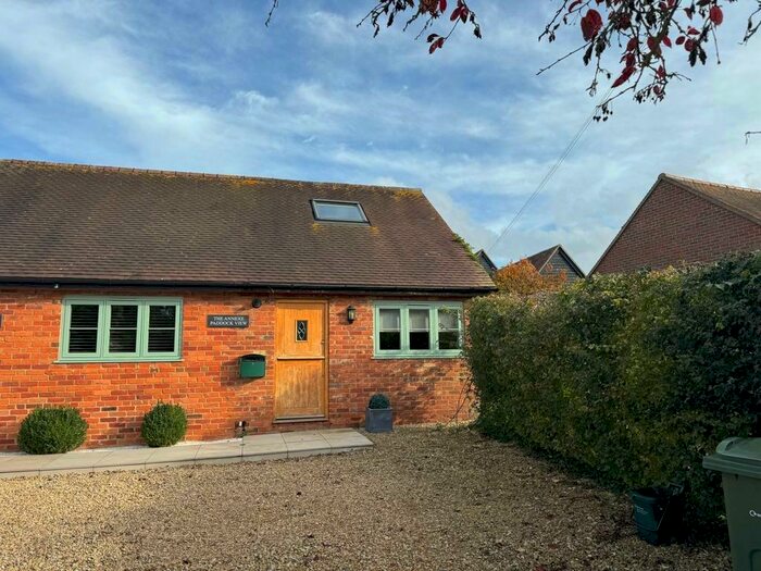 1 Bedroom House To Rent In Paddock View, Henton, OX39