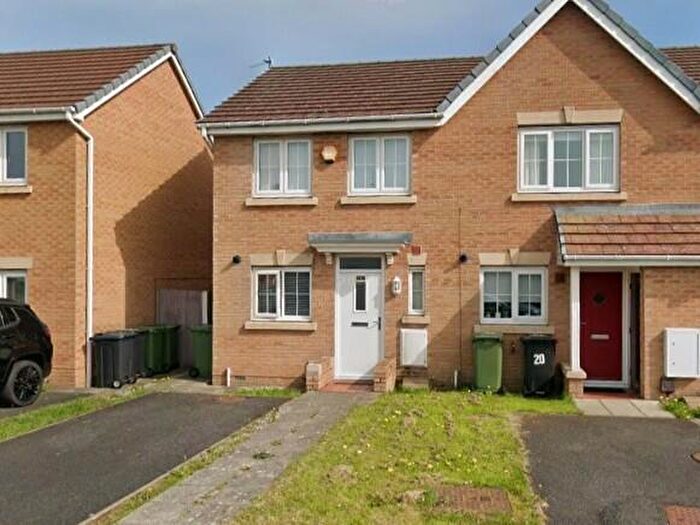 2 Bedroom End Of Terrace House For Sale In Kingham Close, Leasowe, Wirral, CH46