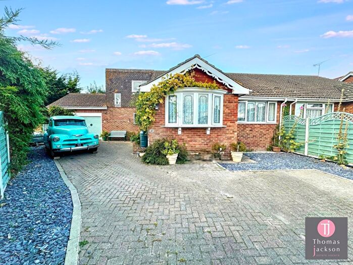 3 Bedroom Semi-Detached Bungalow For Sale In Fairfield Road, Minster, Ramsgate, CT12