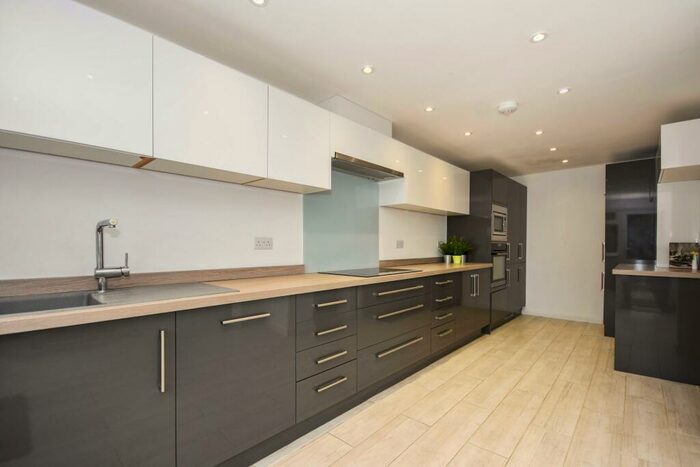 4 Bedroom House To Rent In Little Walden Road, Saffron Walden, Saffron Walden, CB10