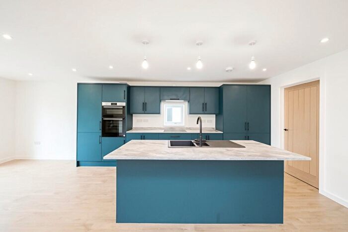 4 Bedroom Semi Detached House For Sale In Old Shoreham Road, Lancing, West Sussex, BN15