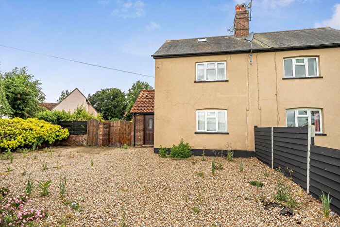 3 Bedroom Semi-Detached House For Sale In Glandfields Cottages, Dunmow, CM6