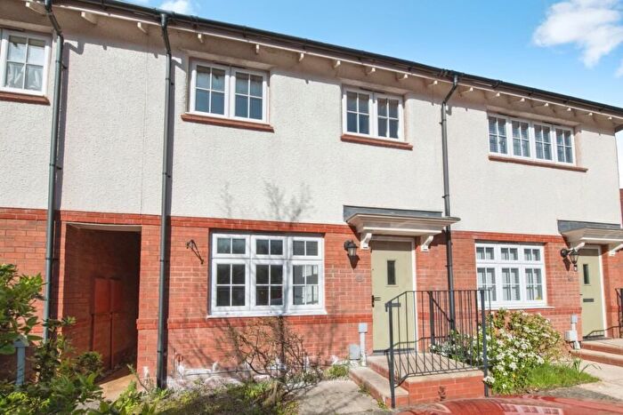 2 Bedroom Property To Rent In Woodland Drive, Exeter, EX2