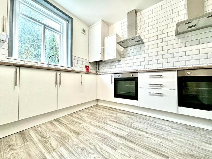1 Bedroom Terraced House To Rent In Bedroom Student Home - Whitstable Road, CT2