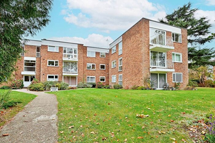 2 Bedroom Flat To Rent In Manning Court, Watford, WD19