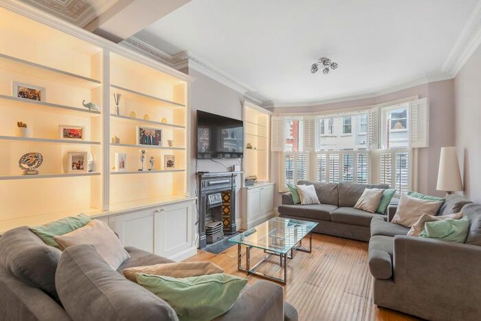 5 Bedroom Terraced House To Rent In Petley Road, Hammersmith, London, W6