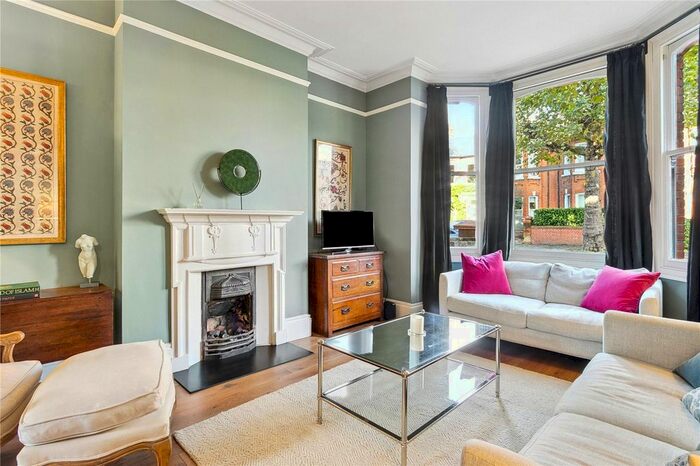 3 Bedroom Terraced House To Rent In Oxford Gardens, London, W10