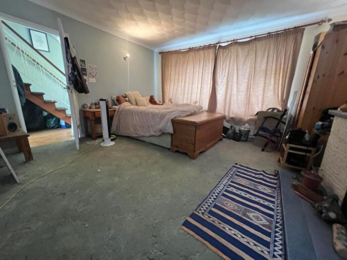 1 Bedroom House To Rent In Eggington Road, BN2