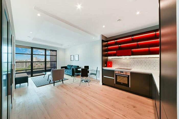 1 Bedroom Apartment To Rent In Bridgewater House, London City Island, London, E14