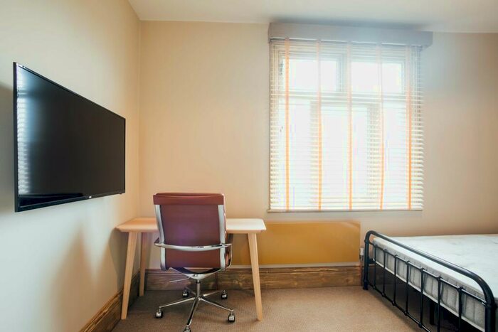 2 Bedroom Flat To Rent In Forest Road, Loughborough, LE11
