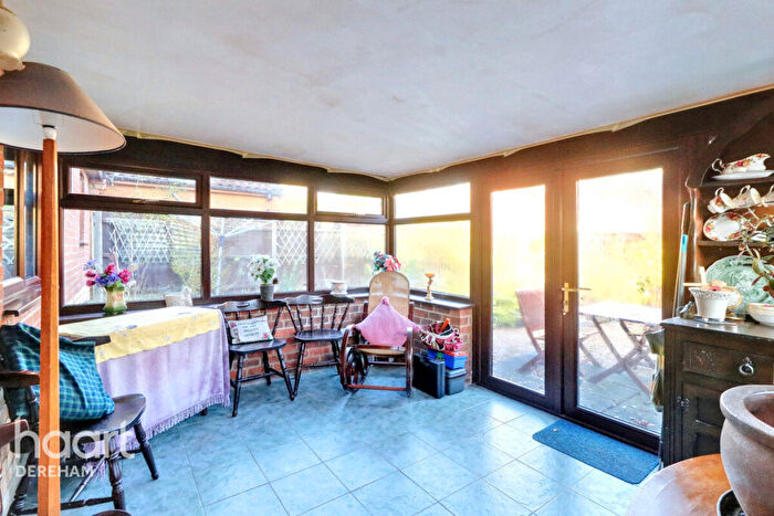 2 Bedroom Semi-Detached Bungalow For Sale In Willow Court, Dereham, NR20