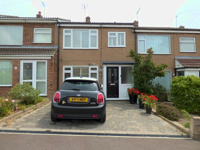 3 Bedroom Terraced House To Rent In York Road, Lowestoft, NR32