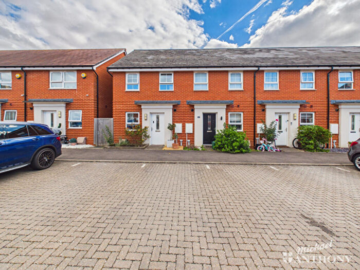 2 Bedroom End Of Terrace House For Sale In Darter Street, Broughton, HP22