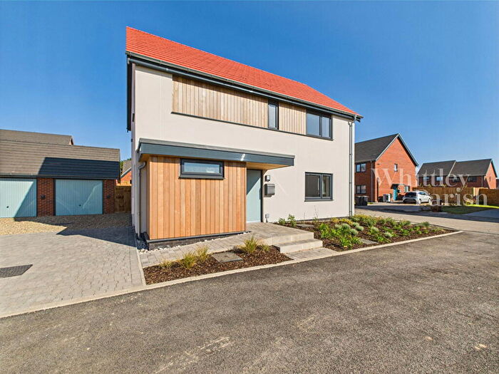 4 Bedroom Detached House For Sale In Three Squirrels, East Harling, Norwich, NR16