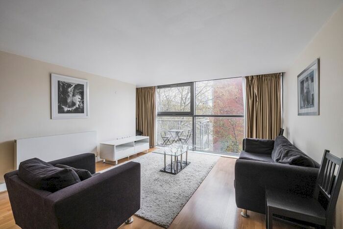 2 Bedroom Flat To Rent In Cubitt Street, London, WC1X