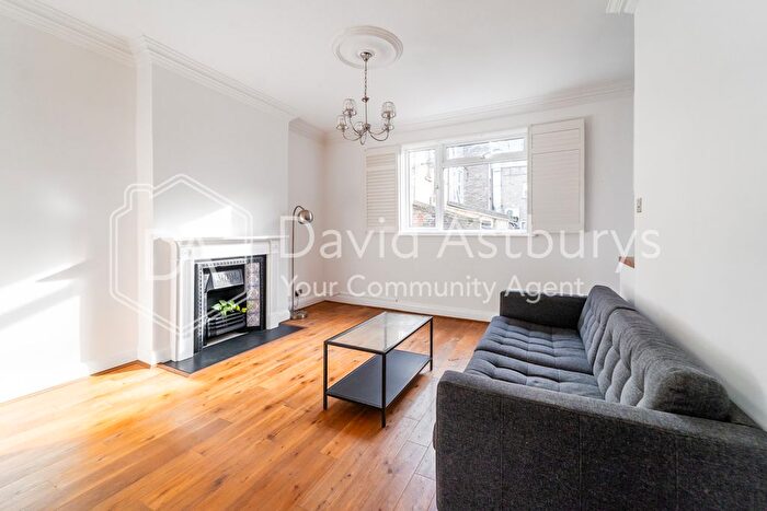 2 Bedroom Flat To Rent In Furlong Road, Highbury, London, N7
