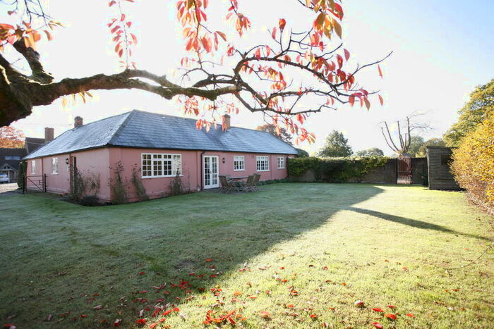 2 Bedroom Detached Bungalow To Rent In Nayland Road, Leavenheath, CO6
