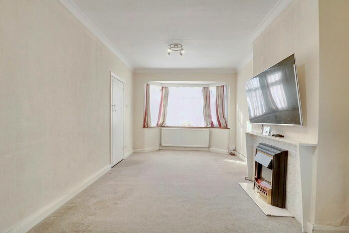 3 Bedroom Semi-Detached House To Rent In Aldridge Avenue, Stanmore, HA7