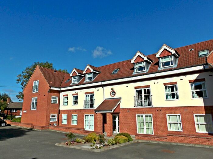 2 Bedroom Flat To Rent In Green Court, Bingham, NG13