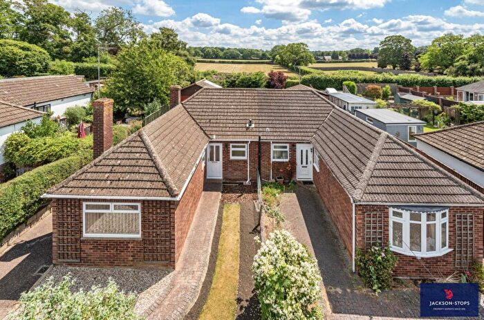 2 Bedroom Bungalow For Sale In Malvern Close, Newmarket, Suffolk, CB8
