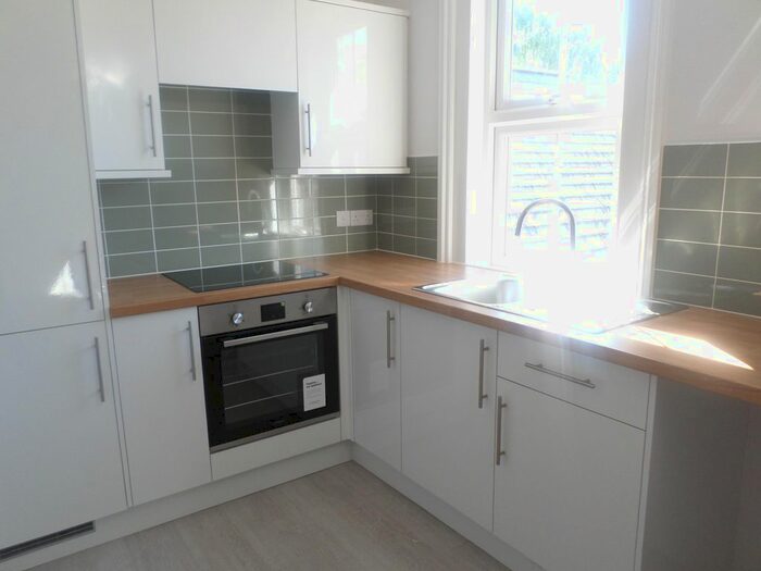 1 Bedroom Flat To Rent In Church Road, Ferndown, BH22