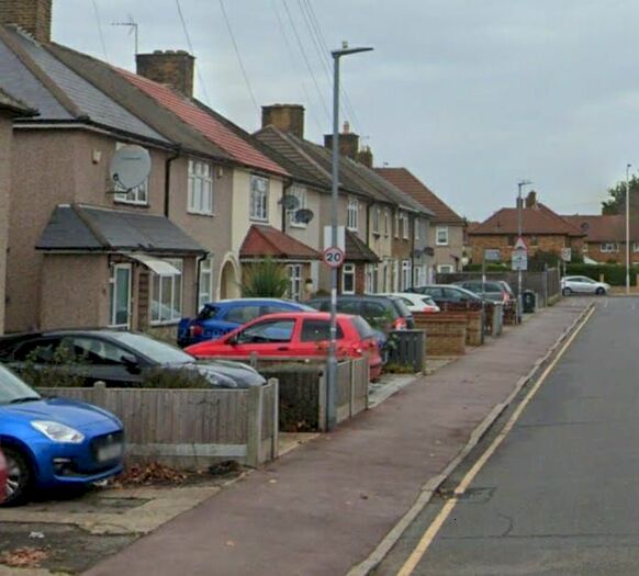 3 Bedroom Terraced House To Rent In Ellerton Road, Dagenham, RM9